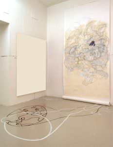 Galerie Museum Bozen, Bleistift, Deckweiß und Collage auf Papier und Bodenzeichnung, 2004